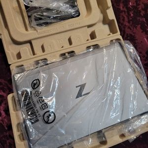 Brandnew laptop